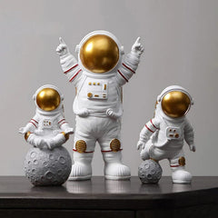 Tech novo - Ornament Mirror Astronaut Figurine Statue, Astronaut Spaceman Statue Ornament Home Office Desktop Figurine Decors Set of 3 - Golden