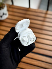 The Galaxy Wireless Buds FE