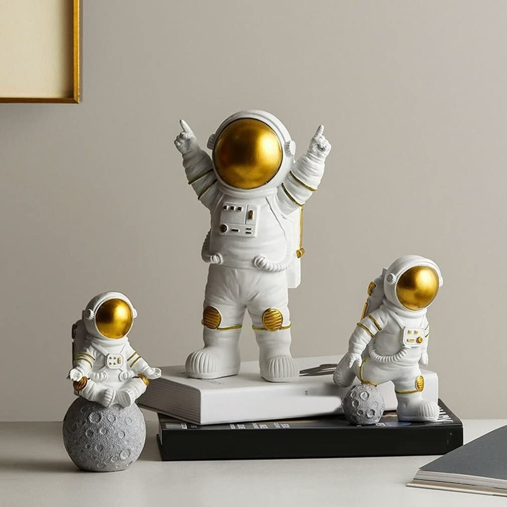 Tech novo - Ornament Mirror Astronaut Figurine Statue, Astronaut Spaceman Statue Ornament Home Office Desktop Figurine Decors Set of 3 - Golden